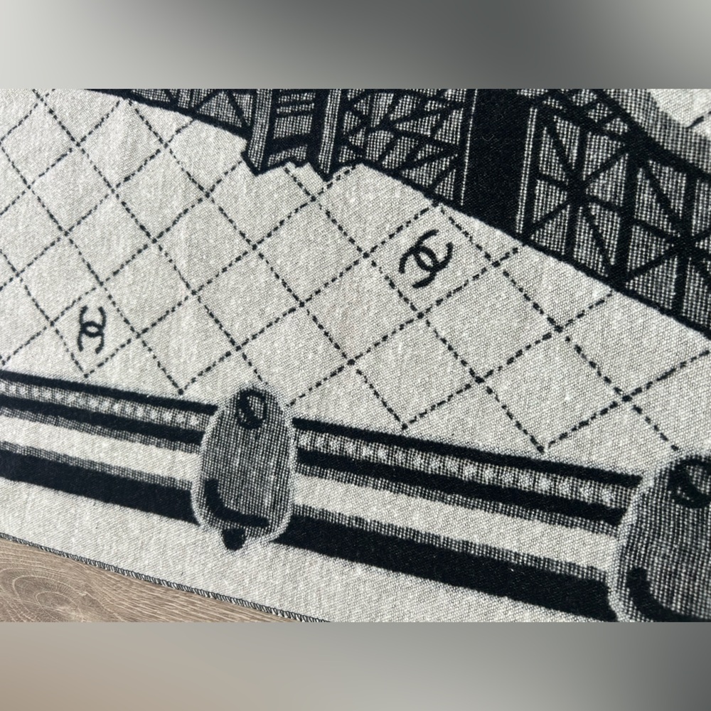 🛑SOLD🛑 CHANEL Black/White Eiffel Tower Print Scarf  | Black White - Picture 8 of 14